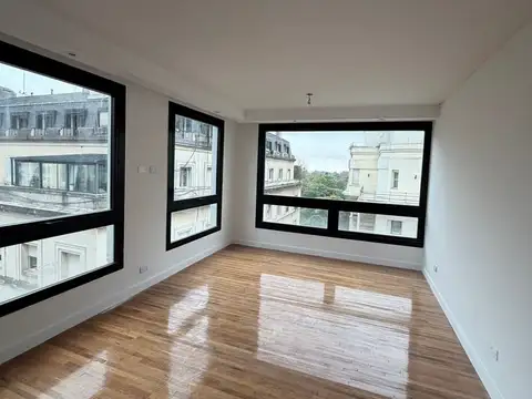 Departamento en Alquiler con 1 cocheras