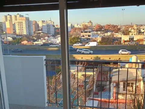 Departamento en Alquiler en Parque Chacabuco, $ 420.000