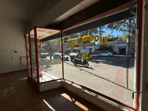 Avenida La Plata 2600