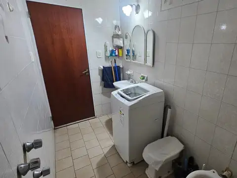 VENTA CASA 2 DORM + DPTO 2 DORM CENTRO SAN NICOLAS