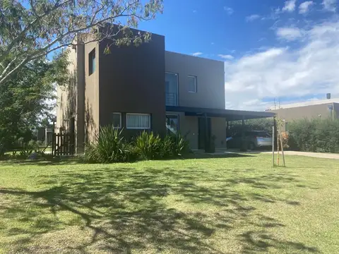 Casa en Alquiler Temporal de 3 dormitorios