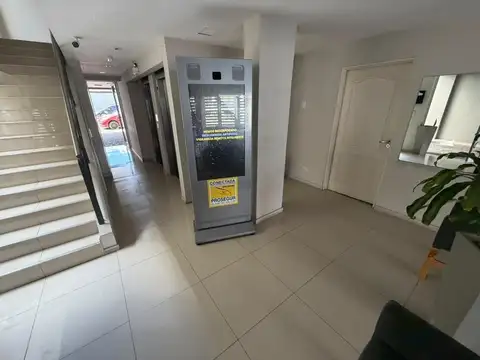 Departamento de 3 ambientes en alquiler con cochera en Morón