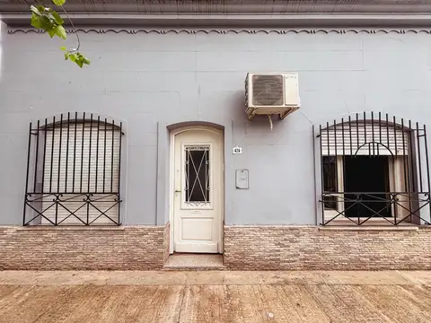 Propiedad de 2 habitaciones y garaje - Apta crédito