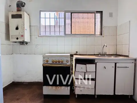 Casa en Venta con 4 cocheras