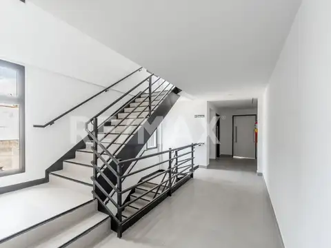 PH 2 AMBIENTES PATIO PROPIO VENTA PATERNAL