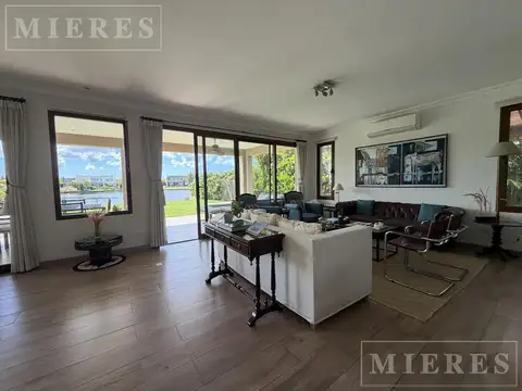 Casa en Alquiler Temporal en Barbarita, USD 7.000