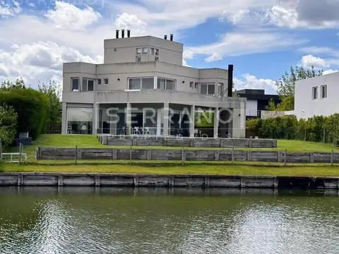 Alquiler en Cabos del Lago Casa de 3 dormitorios