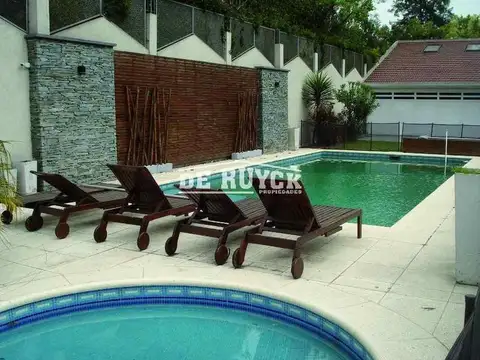 Casa en Venta en Quilmes Oeste, USD 380.000