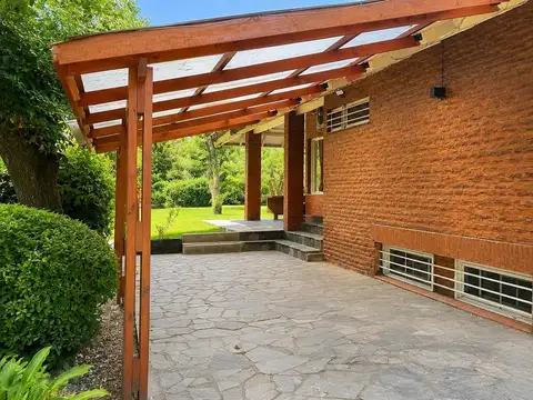 Casa en Venta con 1 cochera