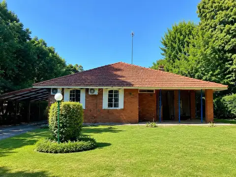 Venta casa 4 Ambientes en barrio Privado country club El Potrero