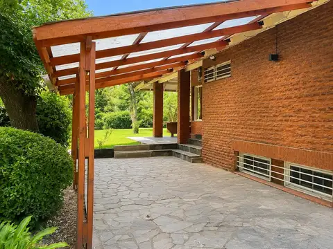 Casa en Venta con 1 cochera