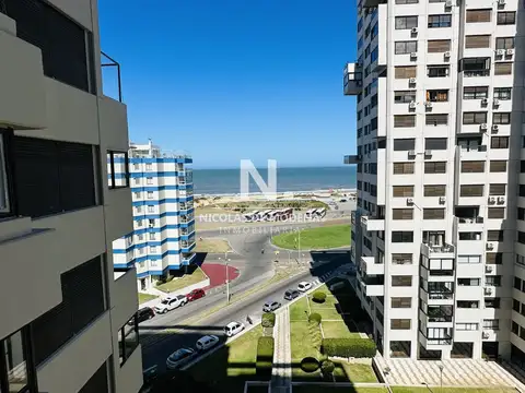 Apartamento en venta de 3 dormitorios en Playa Brava , Punta del este