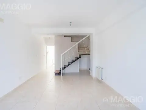 Depto Tipo Casa en Venta de 2 dormitorios