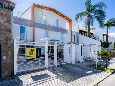 PH DUPLEX VENTA RAMOS MEJIA 3 AMBIENTES