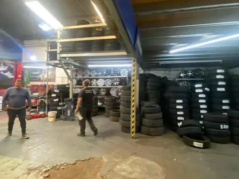 Local en Venta en Martinez Santa Fe / Fleming, USD 590.000