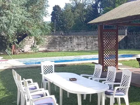 Casa 3 ambientes con 4 baños