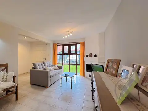 VENTA | DUPLEX 4 AMBIENTES CON COCHERA Y PARQUE | CAISAMAR