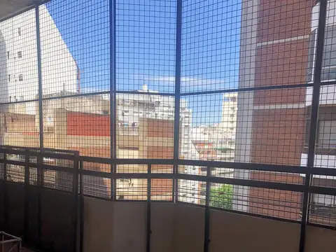 Departamento en Alquiler en Flores, $ 900.000