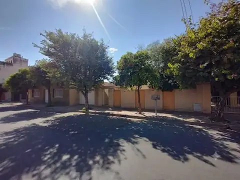 Caseros 300