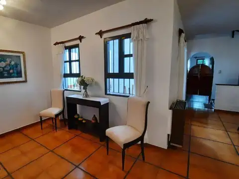 Sarmiento 1110, Quilmes