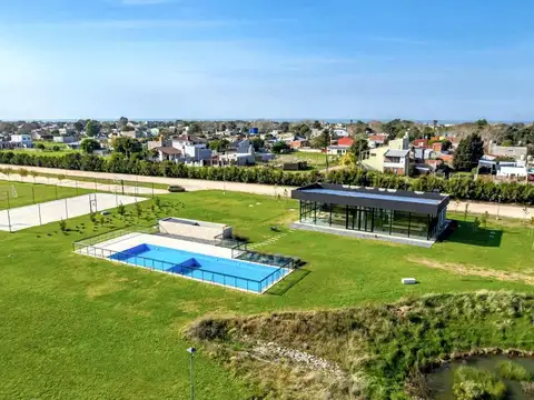 Terreno en Venta en La Cercanía, USD 30.000
