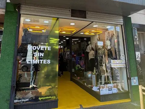 EXCELENTE LOCAL CON VIDRIERA DOBLE OPCION RENTA SEGURA