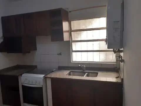 Depto Tipo Casa en Alquiler de 3 ambientes