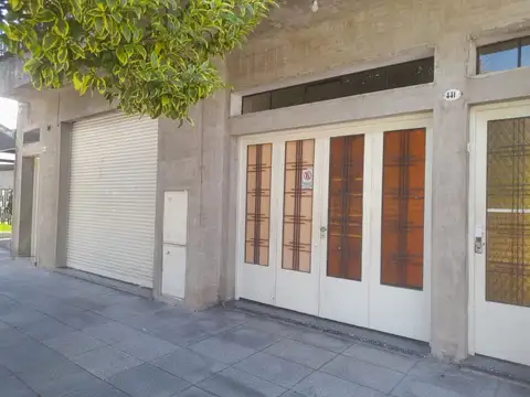 VENTA CASA MULTIFAMILIAR 6 AMB C/LOCAL EN TAPIALES