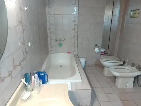 Depto Tipo Casa 5 ambientes con 3 baños