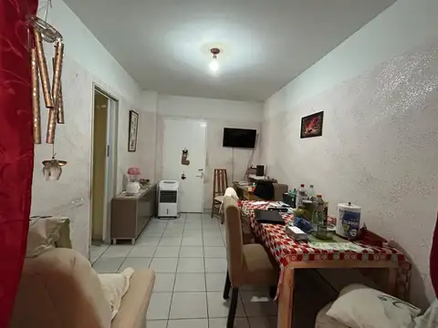 Av. Alvarez Thomas  al 800