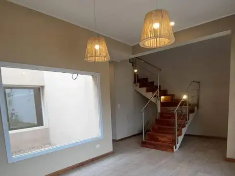 Depto Tipo Casa en Alquiler en Cañuelas, USD 850