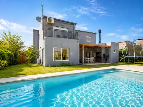 Casa  en Venta en San Alfonso, Pilar del Este, Pilar
