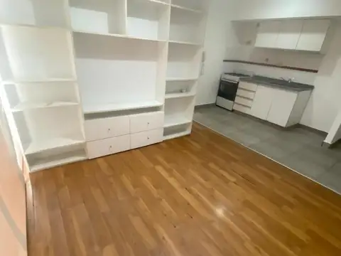 Monoambiente en Colegiales CON COCHERA