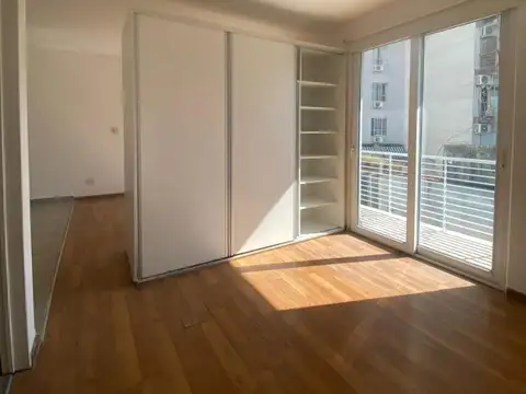 Departamento en Alquiler con 1 cochera