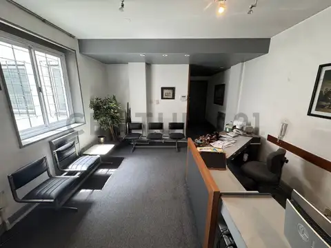 VENTA OFICINA COMERCIAL BARRIO NORTE 60 M²