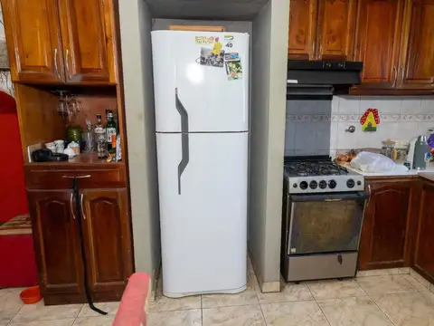 VENTA CASA 5 AMBIENTE PARQUE PILETA QUINCHO MORENO