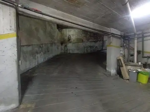 COCHERA EN VENTA PARQUE CHACABUCO