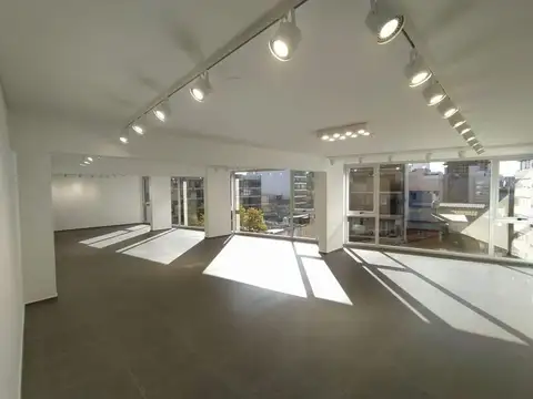 Alquiler Excelente Oficina Comercial Abasto Almagro Once