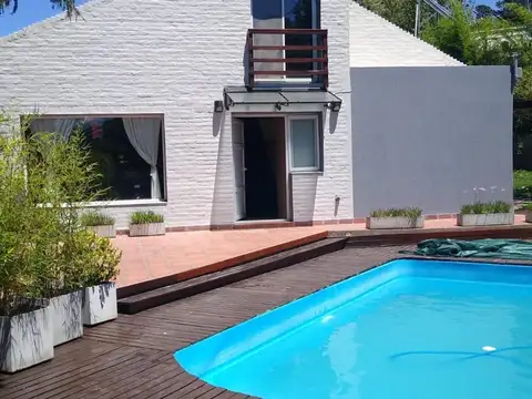 Casa 3 ambientes c/ Pileta zona Sierra de los Padres