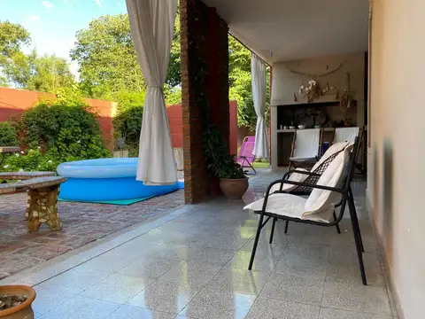 Casa 3 ambientes con 1 baño