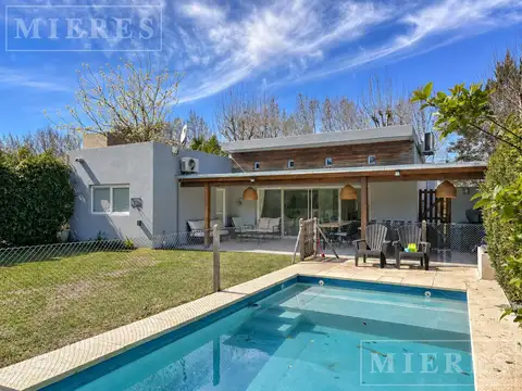 Casa en venta en el Barrio El Atardecer