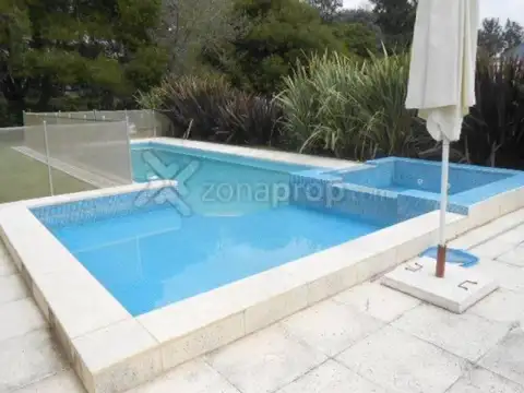 CASA EN VENTA EN BARRIO SEPTIEMBRE –MAROTO PROPIEDADES-