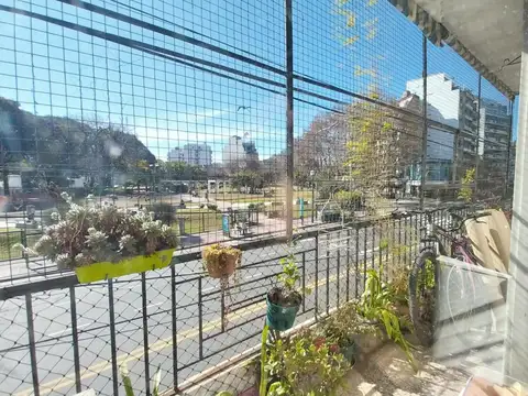 Depto Tipo Casa en Venta en Colegiales, USD 250.000