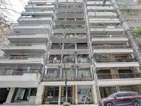 Excelente Local Comercial de 50 M2 totales sobre R. Peña a metros de Av. del Libertador, Recoleta