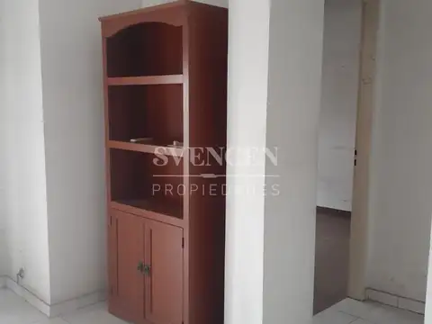 Av. 12 de Octubre 400