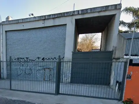 Local/Galpón 160m2 con Techo losa 6m Alt.