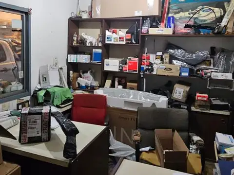 Galpon en Venta 23  mts Fondo