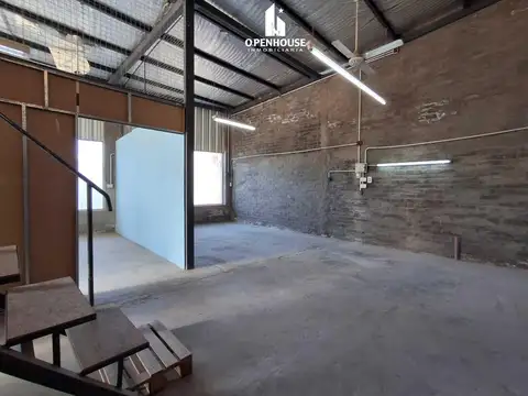 OPENHOUSE Inmobiliaria alquila local comercial en Villa Nueva - Guaymallén.
