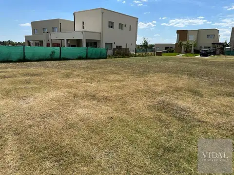 Terreno lote en venta en Santa Lucía Pilar del Este Pilar