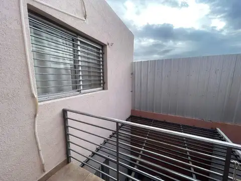 Departamento en Alquiler con 1 cocheras